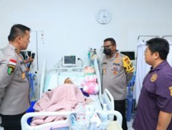 Kapolda Papua Kunjungi Korban Kerusuhan Yalimo di RS Bhayangkara Jayapura