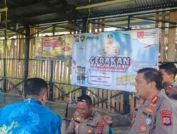 Polda Papua Barat Gelar Gerakan Pangan Murah, Salurkan 5 Ton Beras SPHP di Distrik Warmpramasi