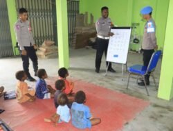 Belajar Membaca dan Menulis Bersama Satgas Si-Ipar, Anak-anak Yalimo Penuh Semangat