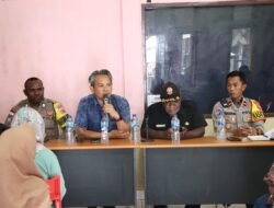 Sat Binmas Polres Tolikara Gelar silahturahmi Dengan Para Pedagang Ampera