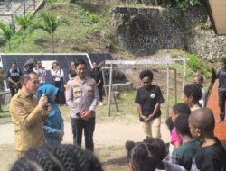 PJ Gubernur Papua Kunjungi dan Beri Tali Asih kepada Korban Kebakaran Panti Asuhan di SPN Polda Papua