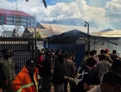 Api Lahap Delapan Rumah di Jalan SD Percobaan, Polres Jayawijaya Gerak Cepat Amankan Lokasi dan Olah TKP