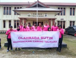 Bhayangkari Cabang Tolikara Gelar Olahraga Rutin untuk Jaga Kebugaran dan Perkuat Solidaritas
