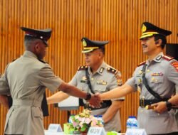 Penyerahan Ijazah Siswa Diktukba Polri T.A. 2025, Ka SPN Polda Papua Tekankan Awal Pengabdian