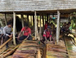 Bhabinkamtibmas Polsek Waropko Laksanakan Patroli Kamtibmas Jelang Natal 2025 dan Tahun Baru 2026