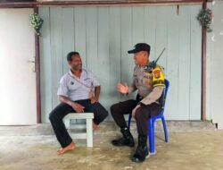 Perkuat Komunikasi, Bhabinkamtibmas Kampung Khemon Jaya SP V Sambangi Warga Binaan
