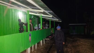 Sinergi TNI-Polri Amankan Sholat Tarawih di Bokondini, Ibadah Berlangsung Khusyuk dan Kondusif