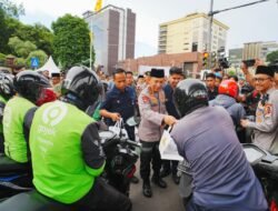 Bagikan Takjil dan Buka Puasa Bersama Bareng Insan Pers, Kapolri: Suara Media Suara Publik