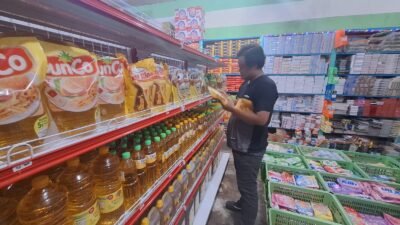 Satgas Saber Lakukan Pengecekan Stok dan Harga Minyak Goreng di Supiori