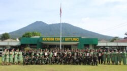 Sebagai Bentuk Penghargaan dan Penghormatan, Dandim 1310/Bitung Lepas Anggota Pindah Satuan dan Purna Tugas