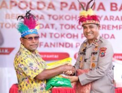 Tatap Muka Bersama Masyarakat Fanindi Pantai, Kapolda Berikan Tali Asih dan Bakti Kesehatan