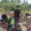 Demi Terwujudnya Impian Warga, Babinsa dan Warga Rap-Rap Kebut Struktur Angkur Jembatan Perintis Garuda
