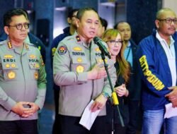 Bareskrim Polri Bongkar Judi Online Jaringan Internasional di Jakarta Barat, 321 WNA Diamankan
