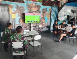 Jalin Kebersamaan dengan Warga, Kodim 1310/Bitung Nonton Bareng Piala Dunia 2026