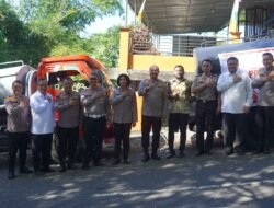 Polda Papua Barat Berikan Bantuan Air Bersih dalam Rangka Hari Bhayangkara ke-80