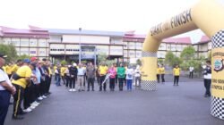 Polri untuk Masyarakat, Polda Papua Barat Gelar Olahraga Bersama Sambut Hari Bhayangkara ke-80